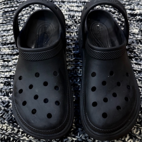 Classic Black Clog Sandals Crocs Stomp Lined Platform Clog - Black main image 10